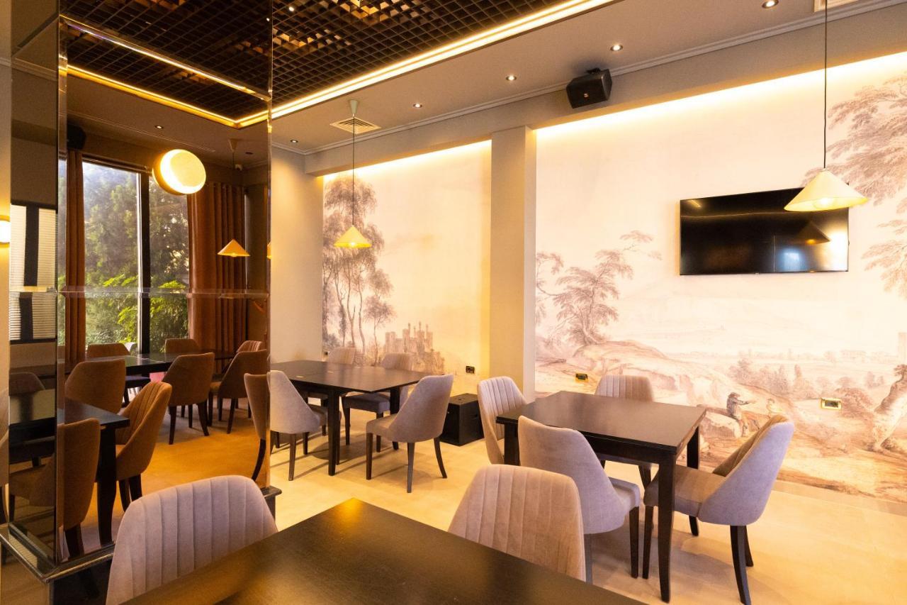 New Donantelo Hotel Влёра Экстерьер фото