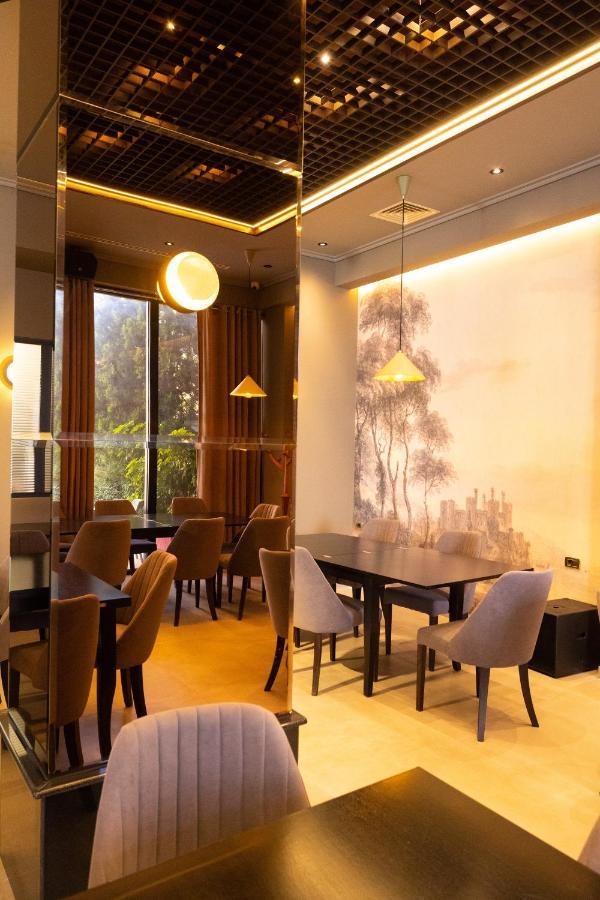 New Donantelo Hotel Влёра Экстерьер фото