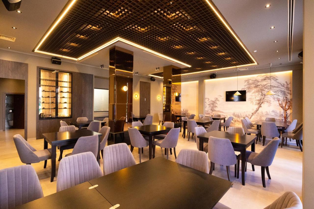 New Donantelo Hotel Влёра Экстерьер фото