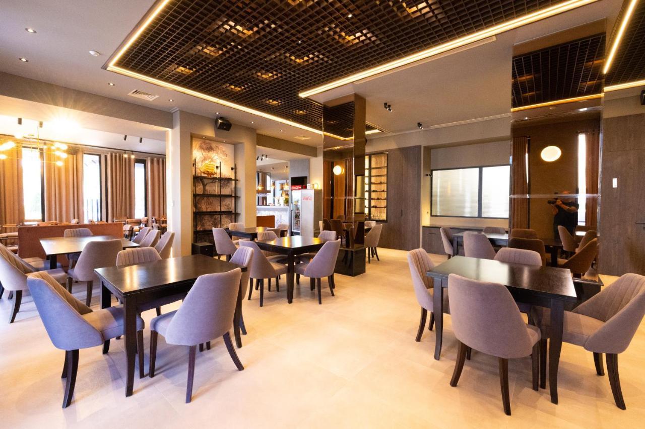 New Donantelo Hotel Влёра Экстерьер фото