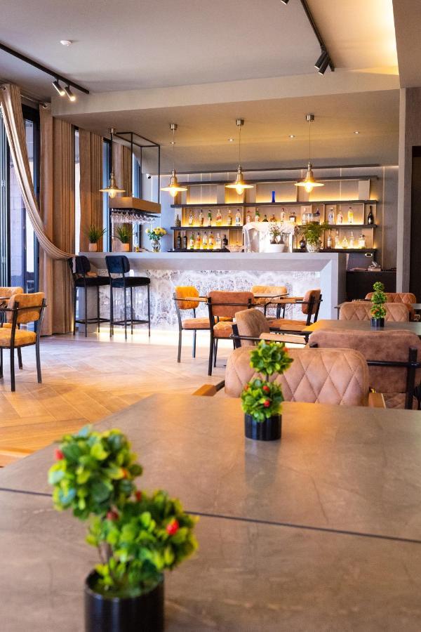 New Donantelo Hotel Влёра Экстерьер фото