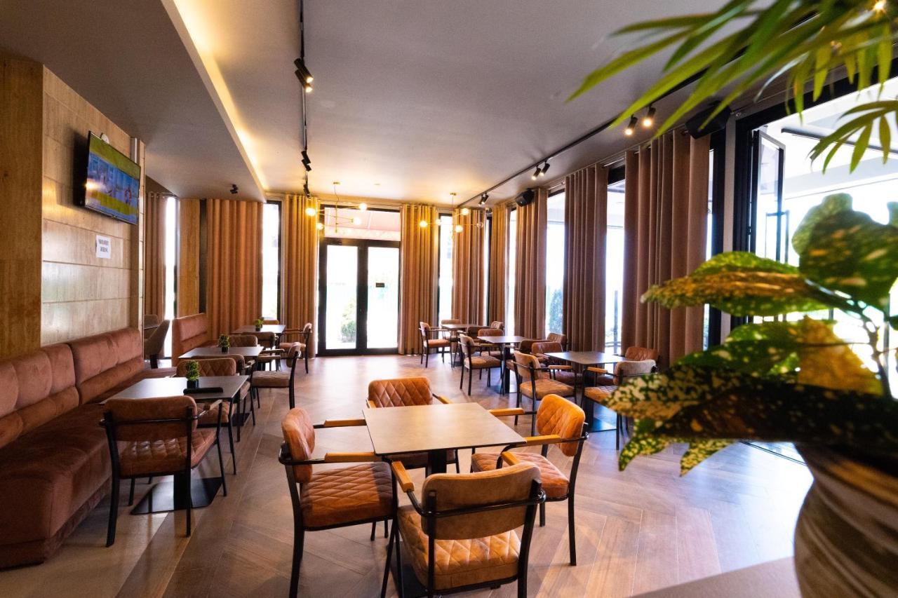 New Donantelo Hotel Влёра Экстерьер фото