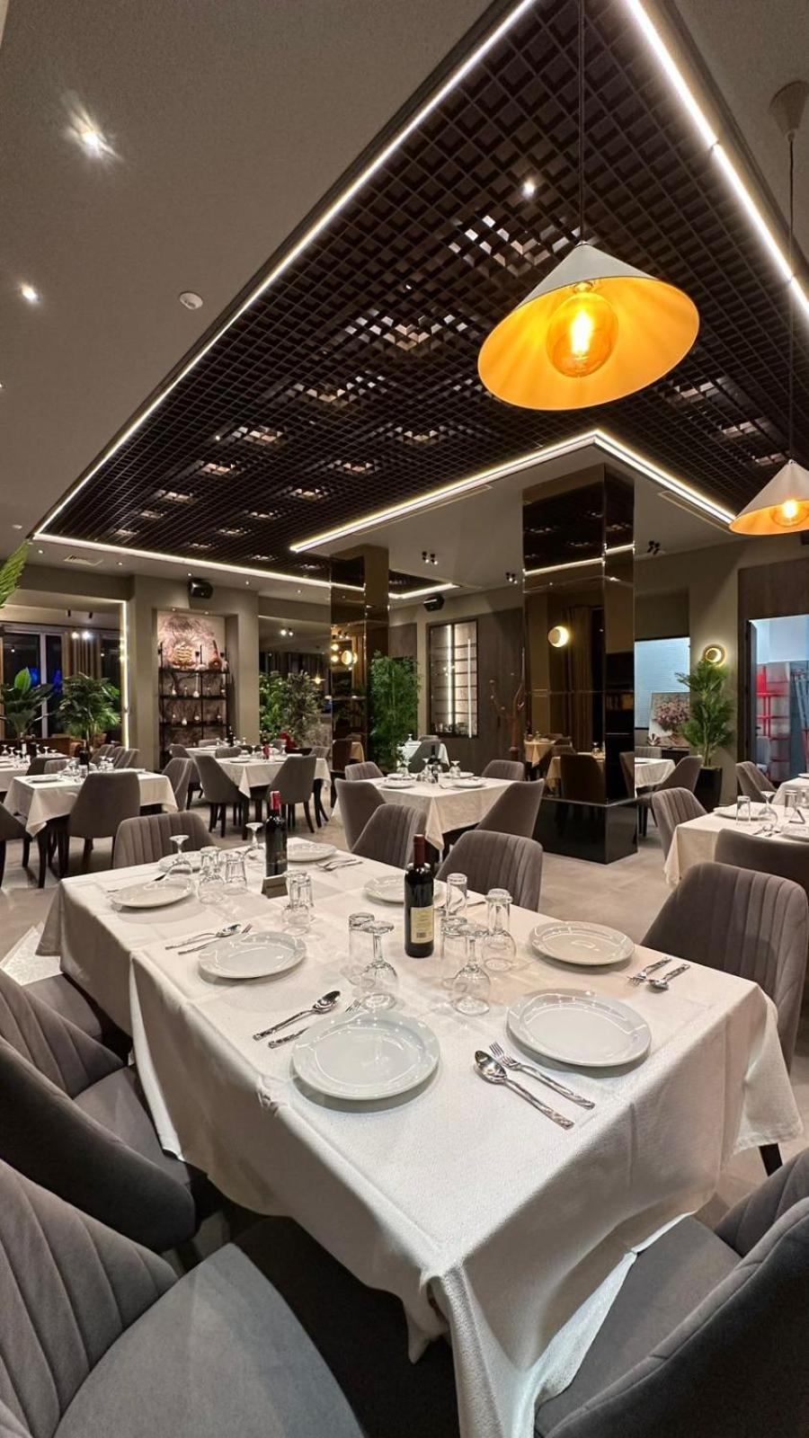 New Donantelo Hotel Влёра Экстерьер фото